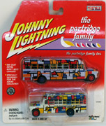 The Partridge Family Bus Johnny Lightning Hollywood on Wheels 362-20 1:64 die-cast TV car