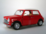 1969 Austin Mini Cooper Bburago 18-12036 Red 1:18 scale die cast model car