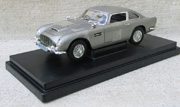 James Bond 007 Casino Royale 1965 Aston Martin DB5 1:18 scale Ertl 39413 die cast movie car